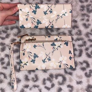 Matching Wristlet and sunglass case